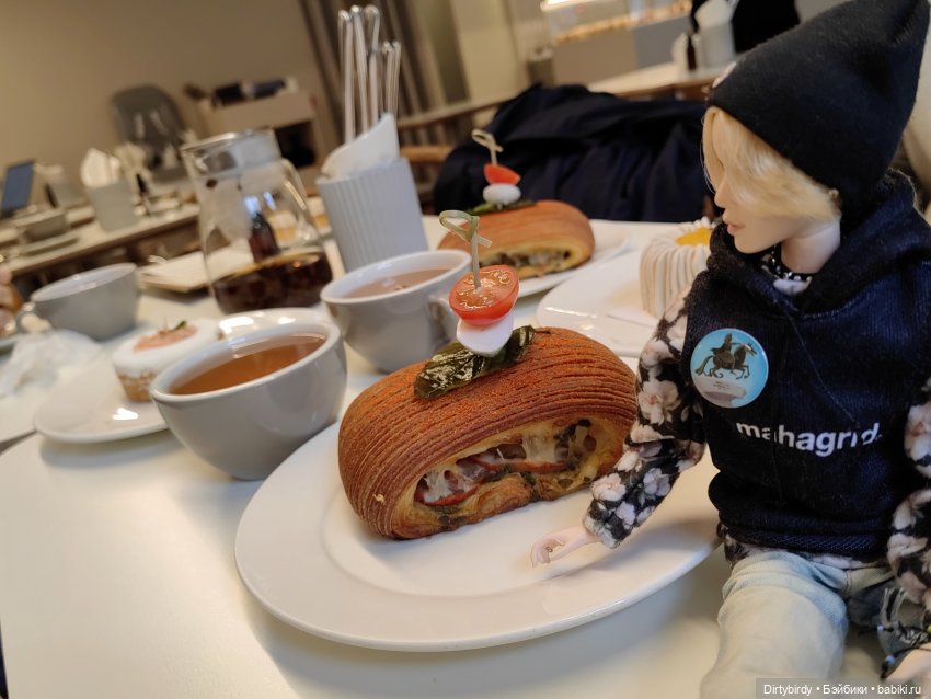 Феликс Обитсу исследует Петербург. 🌧 Сад Сен - Жермен.⛲🌳