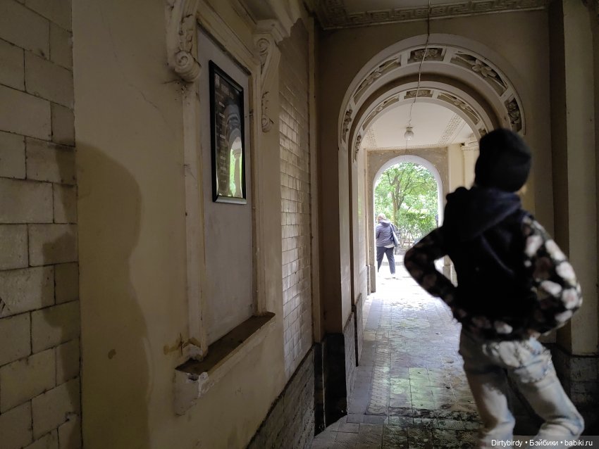 Феликс Обитсу исследует Петербург. 🌧 Сад Сен - Жермен.⛲🌳 (фото 3)