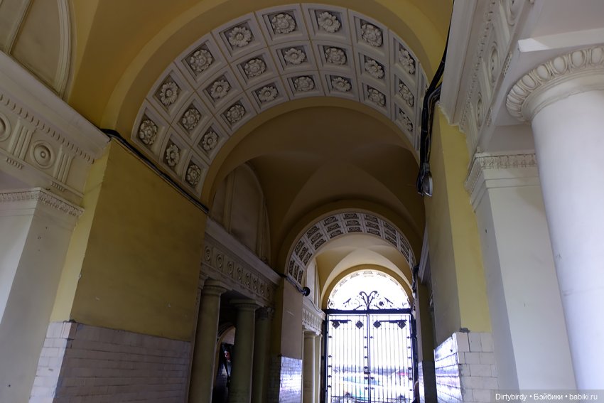 Феликс Обитсу исследует Петербург. 🌧 Сад Сен - Жермен.⛲🌳 (фото 5)