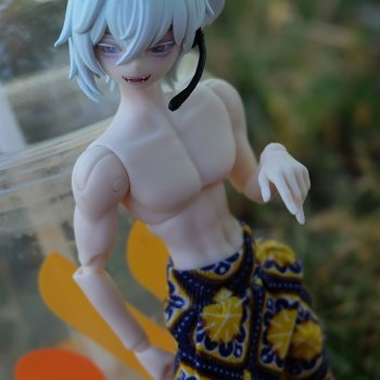 Тао - тао - HuYetao. Дикий персик на прогулке.