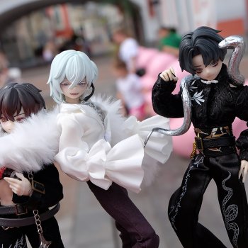 Крошки Hu Yеtao или We are dogs unleashed