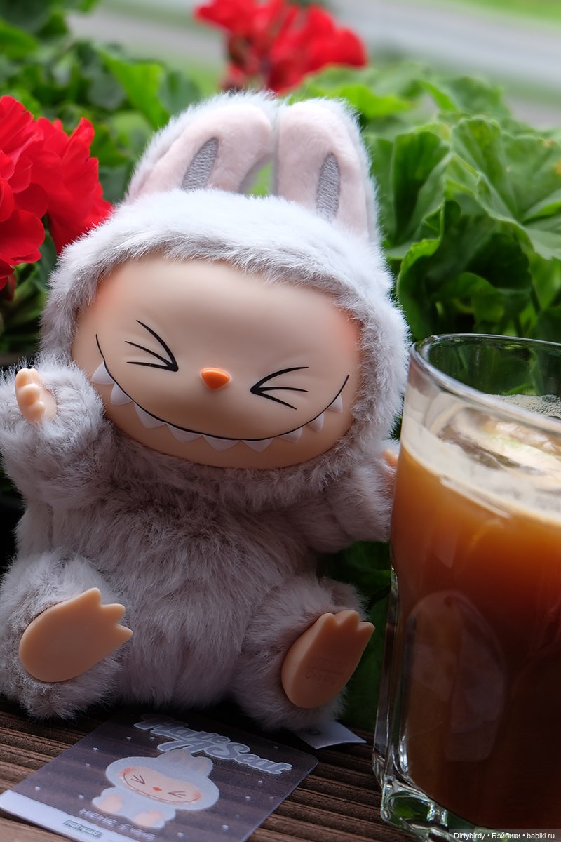 Лабубу носят Prada🛍 — Игрушки Labubu (Лабубу) и The Monsters: Pop Mart (фото 5)