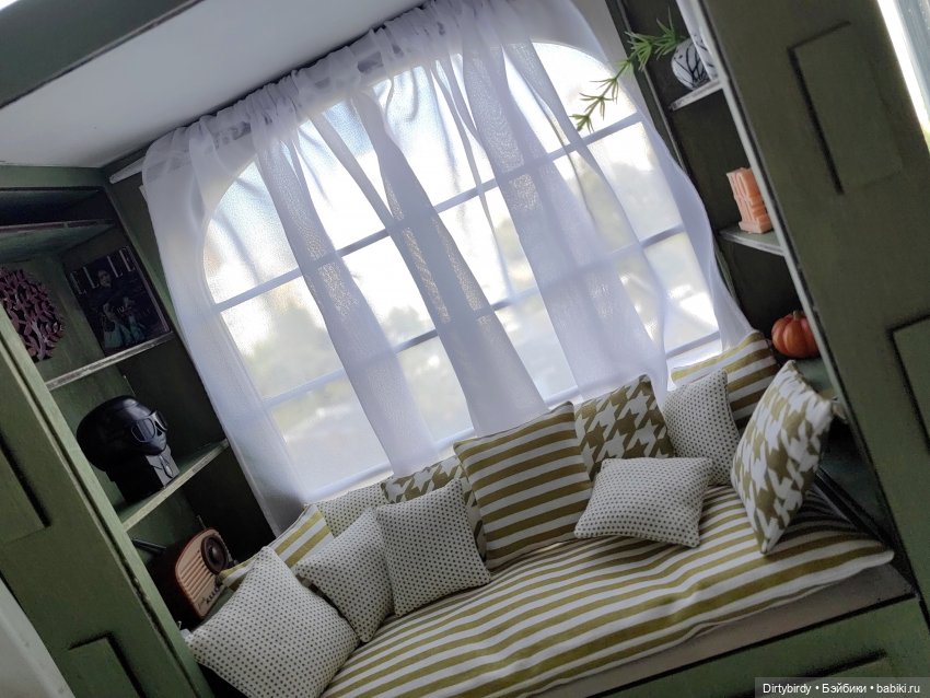 Там где идёт строительство или подвешен груз или Как я собирала уголок с окном