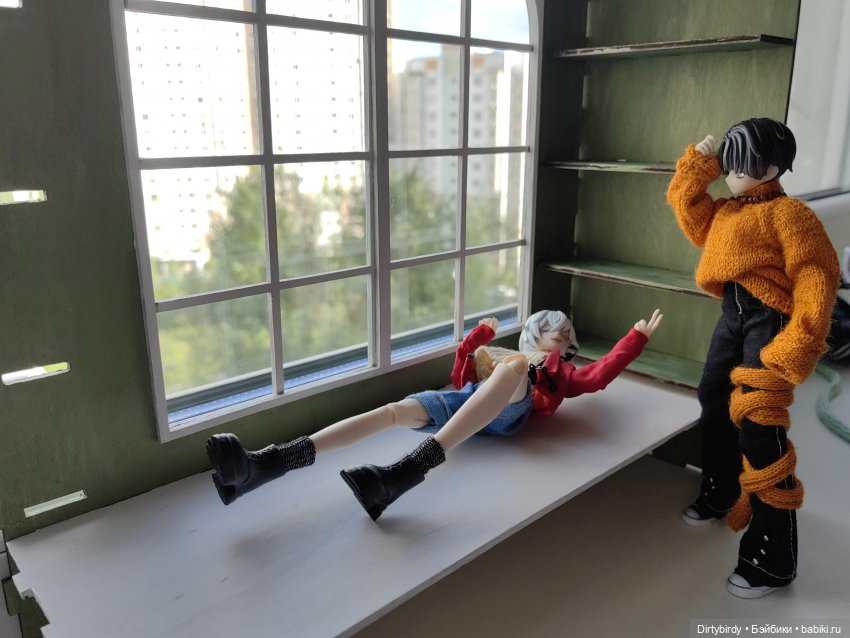 Там где идёт строительство или подвешен груз или Как я собирала уголок с окном