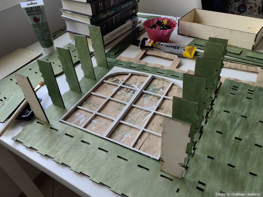 Там где идёт строительство или подвешен груз или Как я собирала уголок с окном (фото 9)