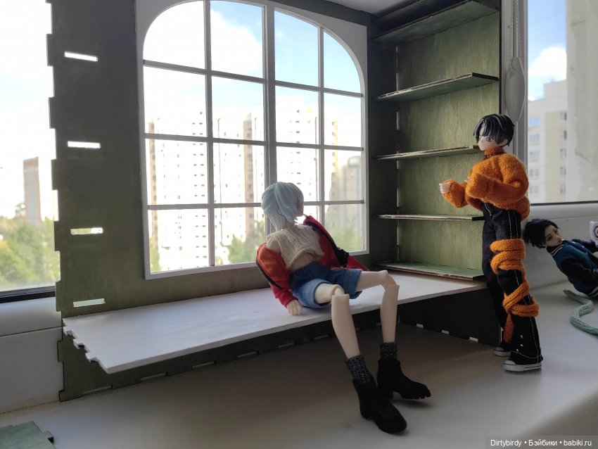 Там где идёт строительство или подвешен груз или Как я собирала уголок с окном