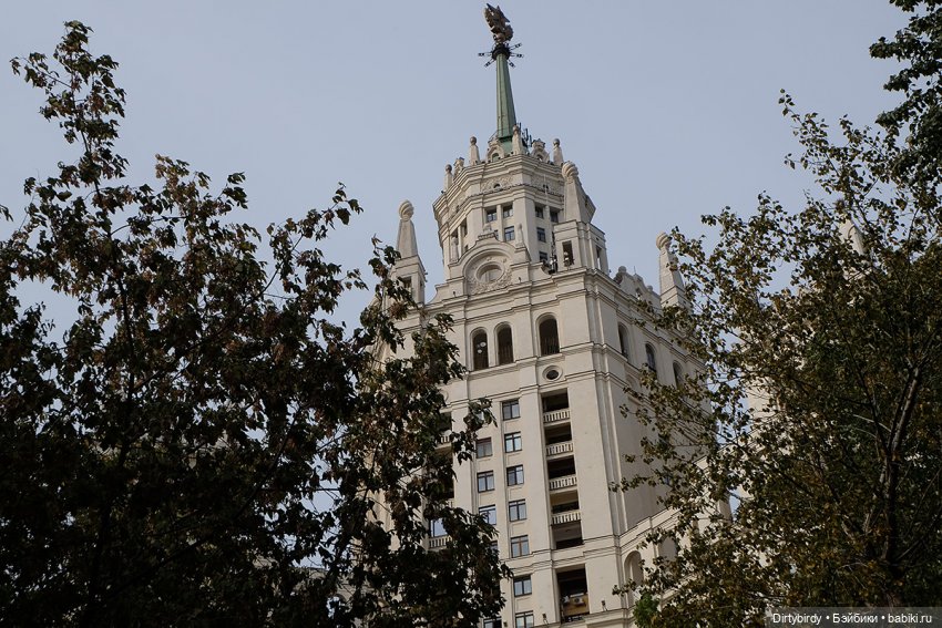 Добрая дружба и осенние прогулки в закоулочках Москвы