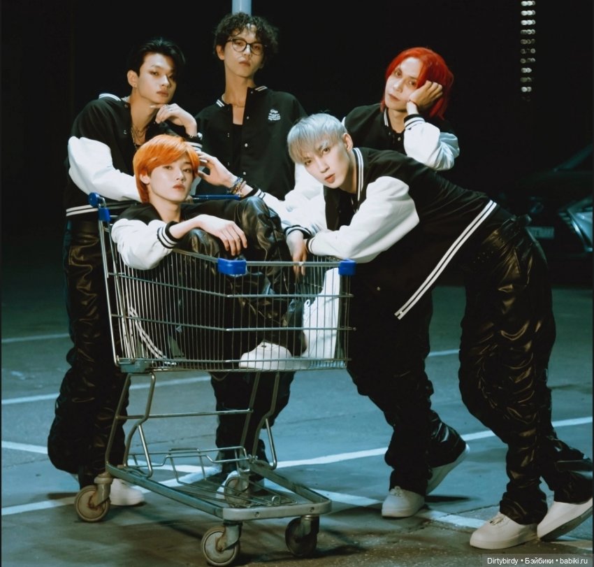 Когда уронили действительно всё. Очередная встреча участников шоу "Дебютируй или умри" (фото 3)