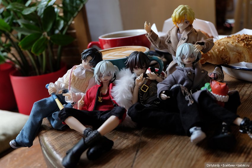 Когда уронили действительно всё. Очередная встреча участников шоу "Дебютируй или умри" (фото 2)