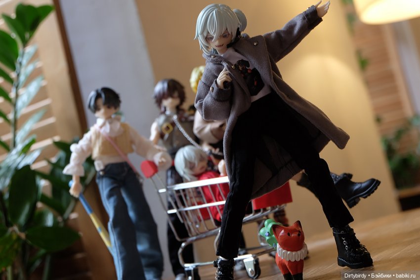 Когда уронили действительно всё. Очередная встреча участников шоу "Дебютируй или умри"