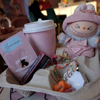 Натюрморты с Лабубу. Забавный челлендж от Pop Mart 📸