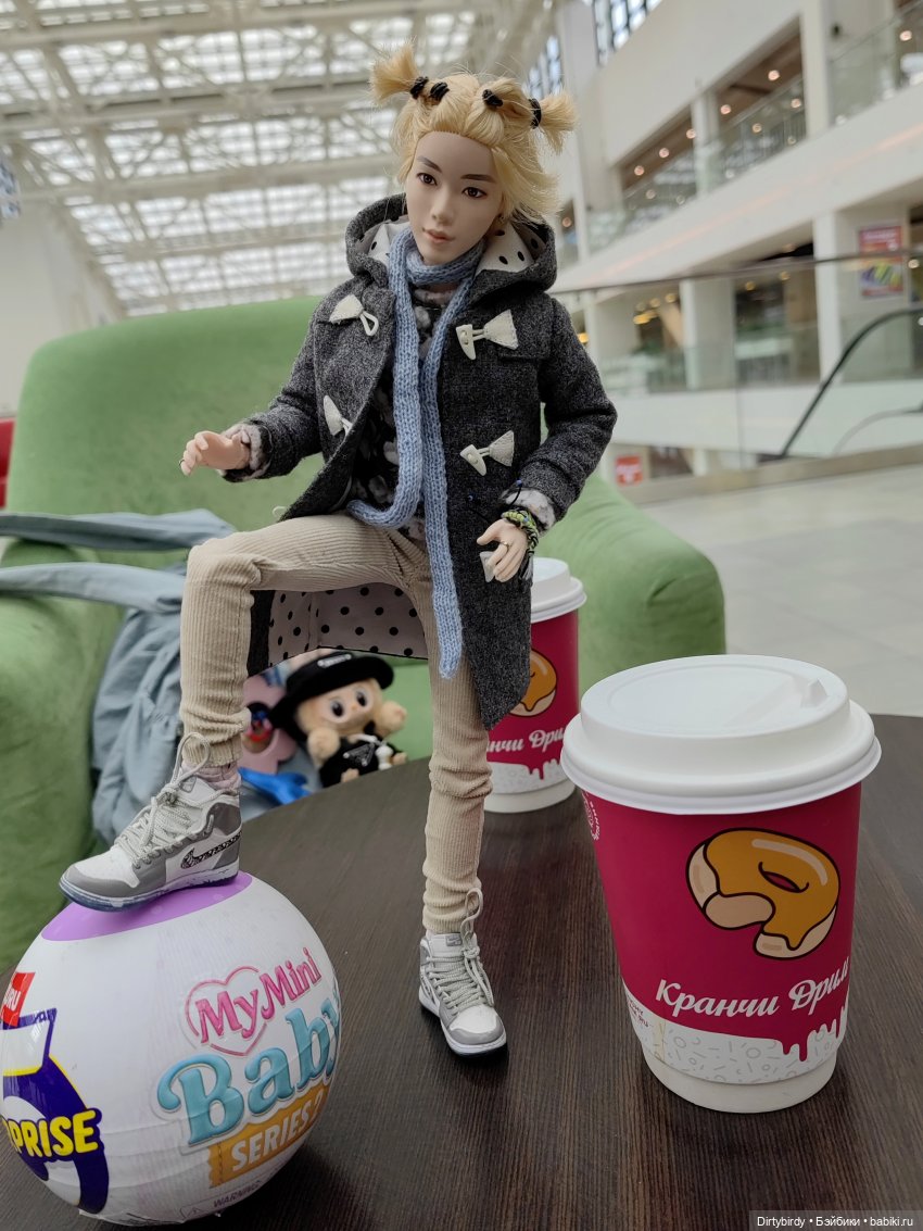 Киндер сюрпризы уже не те или как Феликс Обитсу распаковывал шар Zuru My mini baby (фото 2)