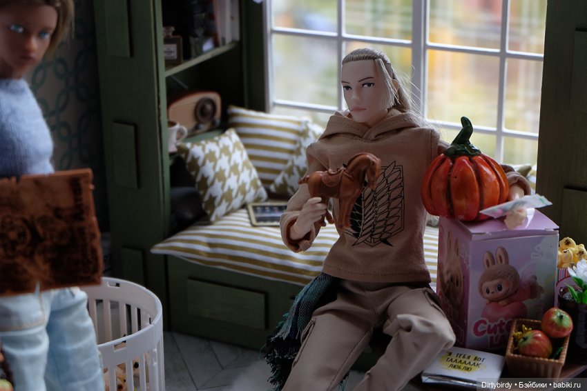 Кофе с молоком. 11 серия. Распаковка посылки из Куклогорска (фото 2)