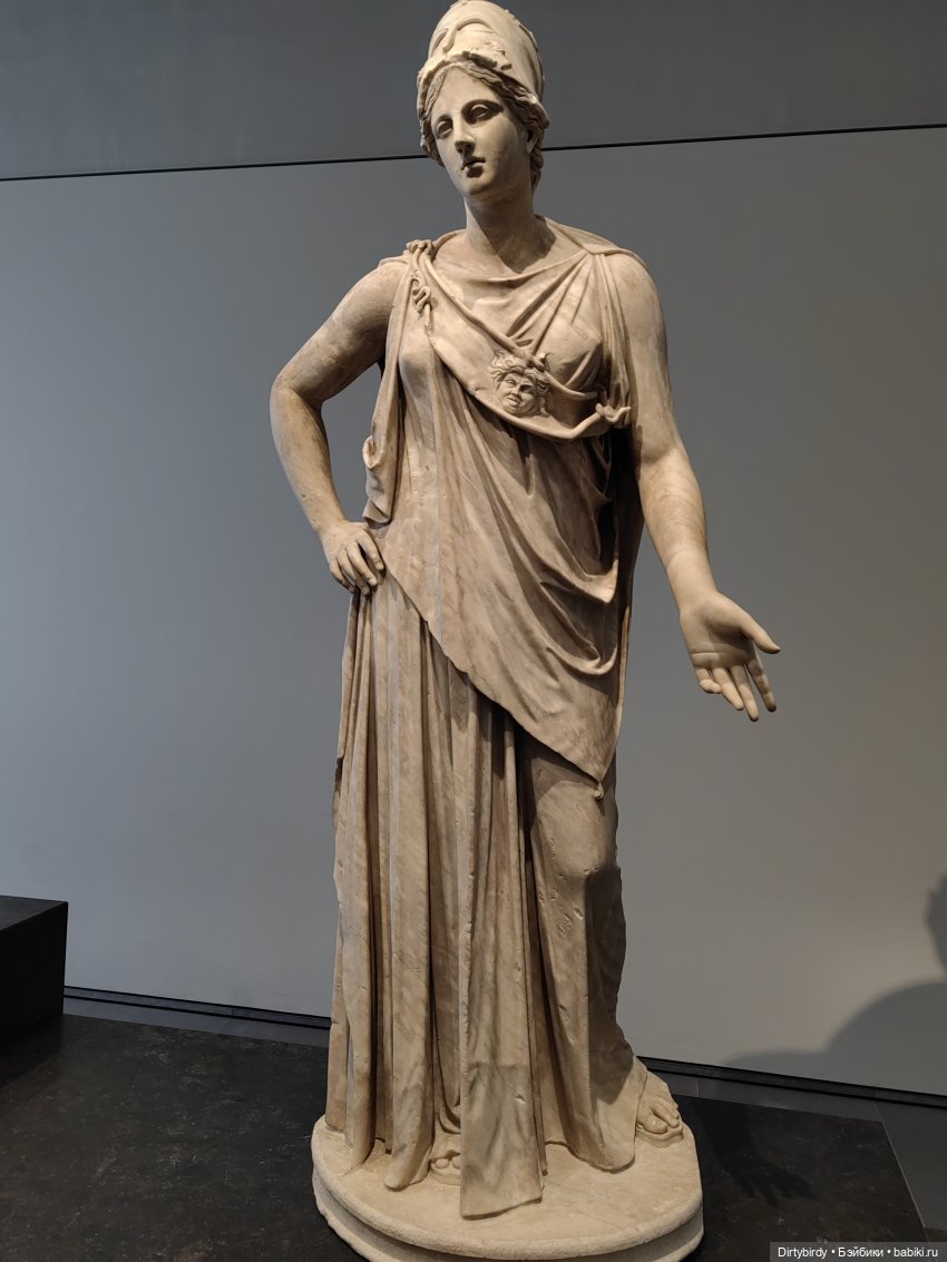 В Лувр - значит в Лувр. Виртуальная экскурсия для своих