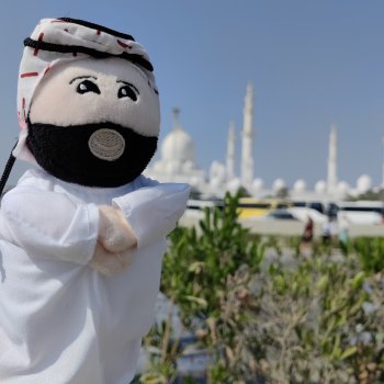 Тени мечети в Абу-Даби, Сваровски и плюшевый шейх.