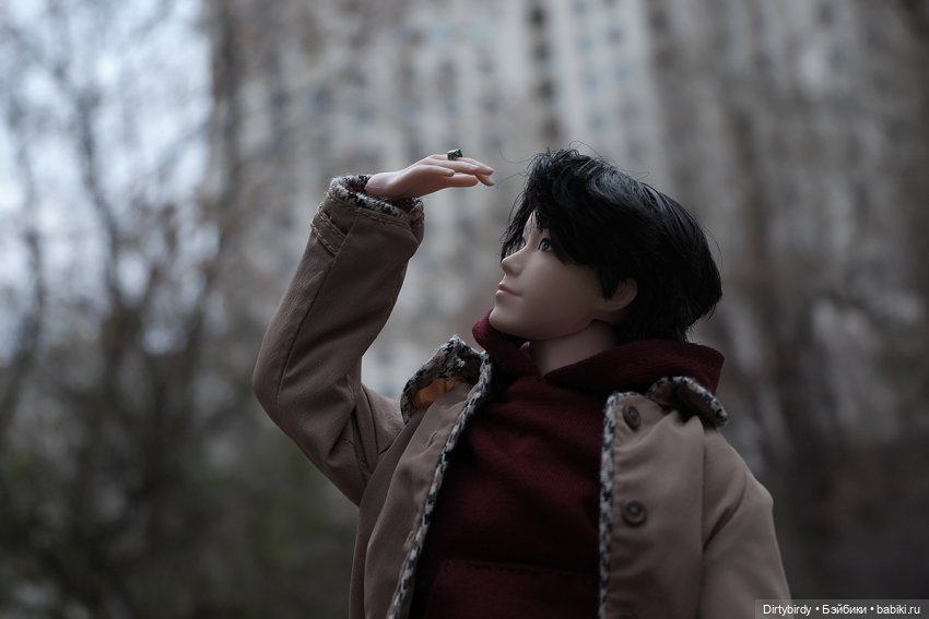 У подъезда — Куклы BTS (БТС) от Mattel: K (фото 4)