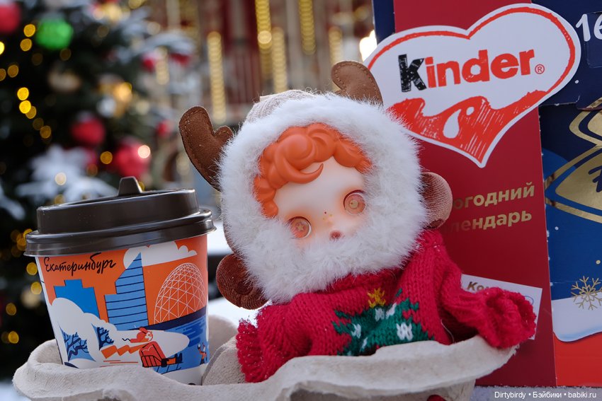 Новогодние забавы наших пушистых монстриков🎄🍬🎠🍿 (фото 2)