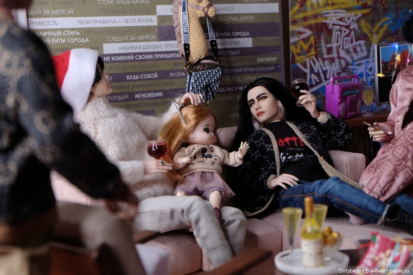 Не протолкнуться. Новогодние каникулы в общаге