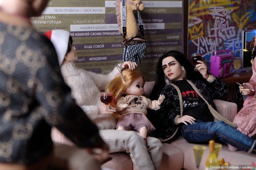 Не протолкнуться. Новогодние каникулы в общаге (фото 2)