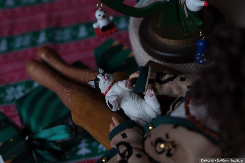 Скучать не приходится 😸🎄 — Куклы Barbie (Барби): Looks