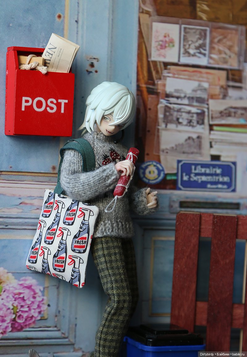 А за колбасой вы последний