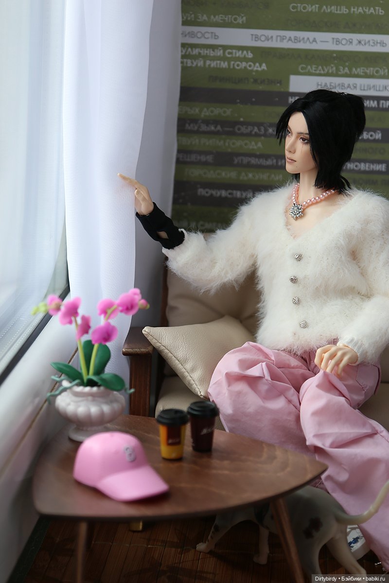 Лучше всего я получаюсь лёжа! Фотосессия в общаге и 20 отжиманий (фото 6)