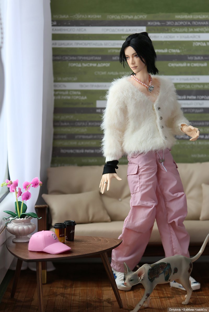 Лучше всего я получаюсь лёжа! Фотосессия в общаге и 20 отжиманий