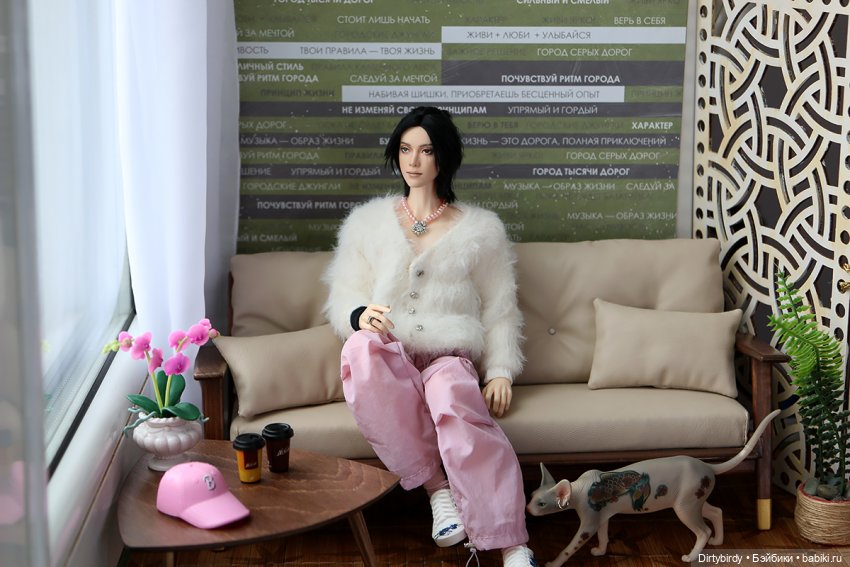 Лучше всего я получаюсь лёжа! Фотосессия в общаге и 20 отжиманий (фото 2)