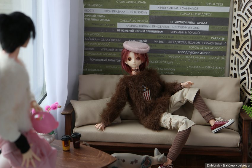 Лучше всего я получаюсь лёжа! Фотосессия в общаге и 20 отжиманий (фото 9)