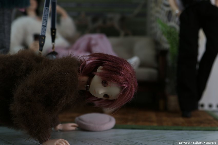 Лучше всего я получаюсь лёжа! Фотосессия в общаге и 20 отжиманий