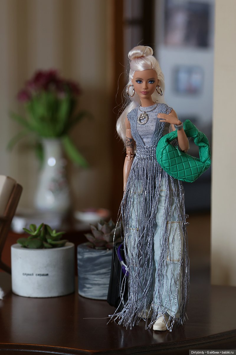Поиграем в Барби — Куклы Barbie (Барби): Looks