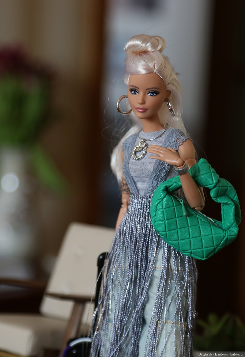 Поиграем в Барби — Куклы Barbie (Барби): Looks (фото 4)