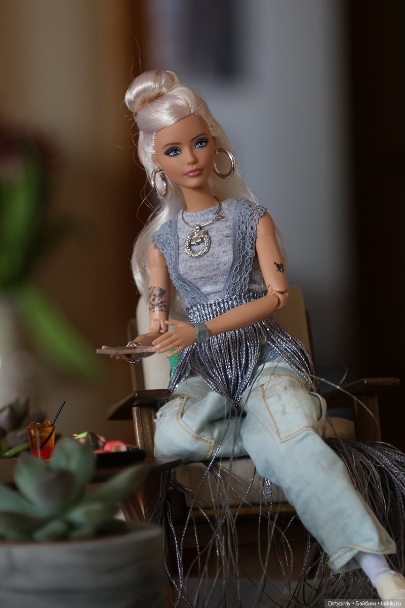 Поиграем в Барби — Куклы Barbie (Барби): Looks