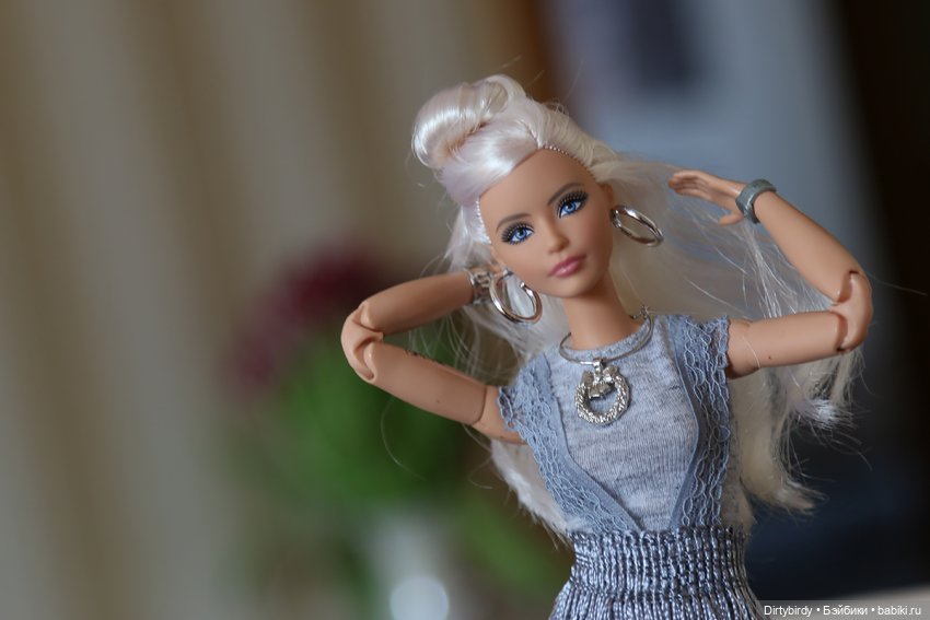 Поиграем в Барби — Куклы Barbie (Барби): Looks (фото 7)