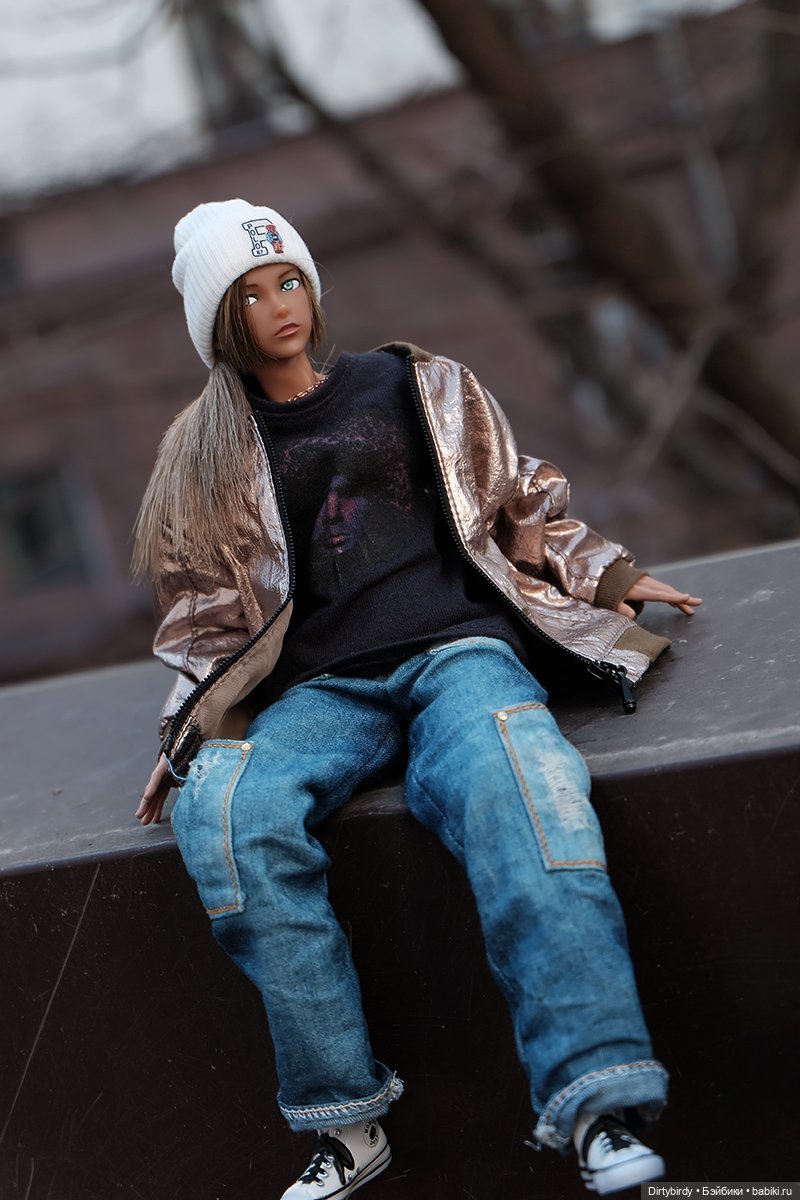 Крутой рэпер и его подштаники. Весенняя прогулка Хюнинкая (фото 2)