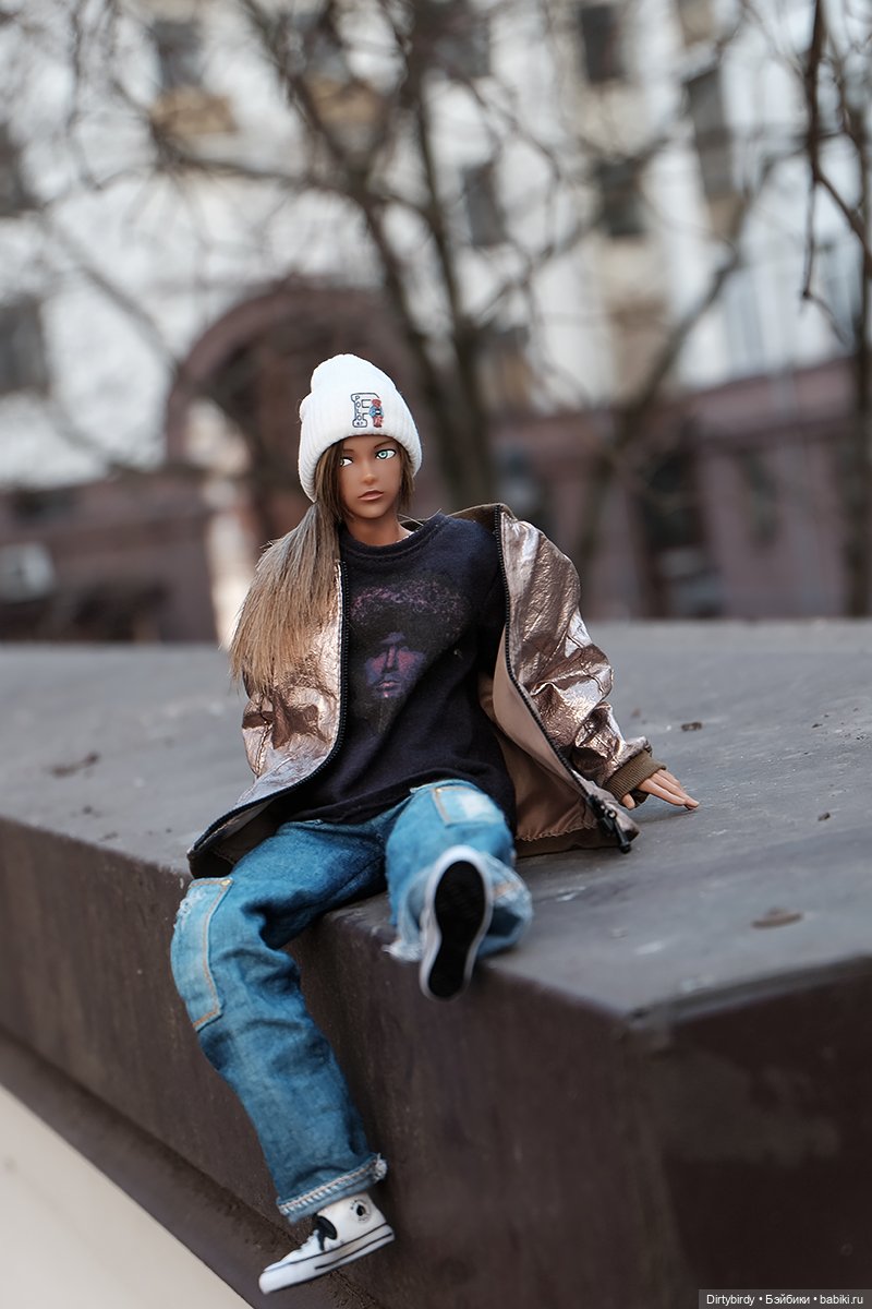 Крутой рэпер и его подштаники. Весенняя прогулка Хюнинкая (фото 3)