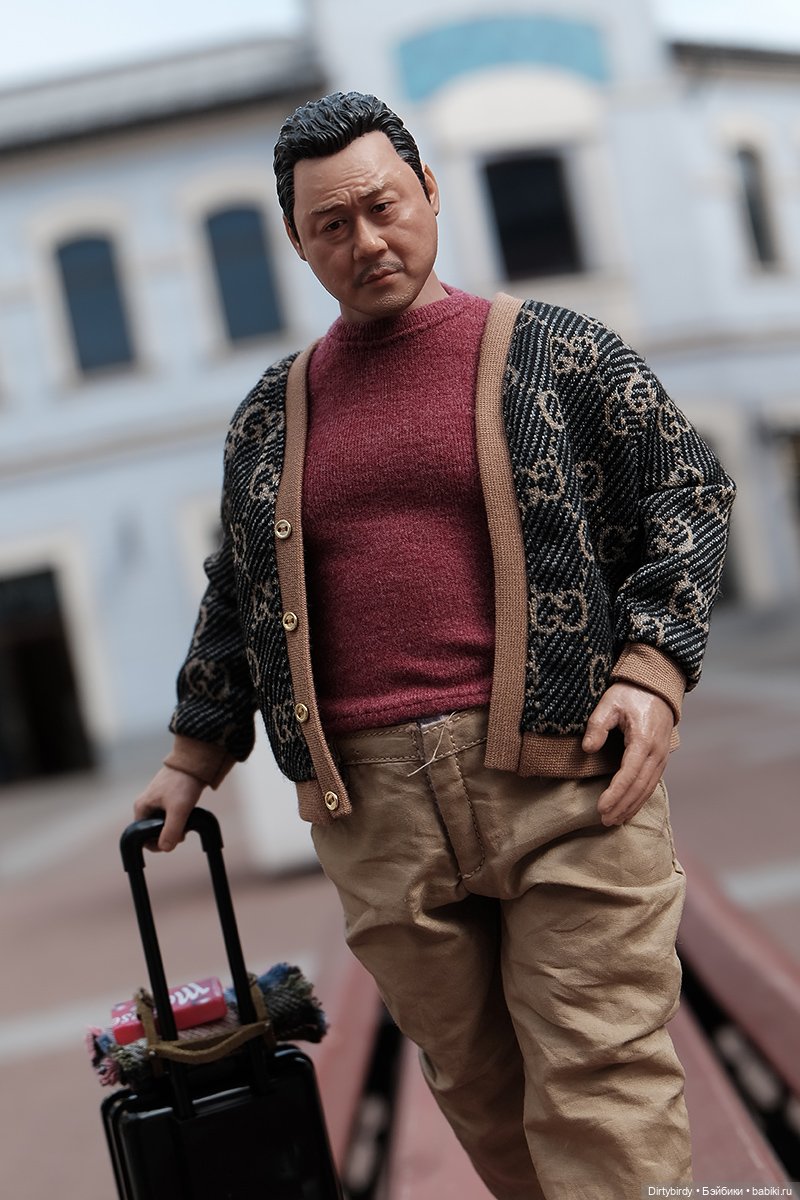 Выход в свет дядюшки Рэя — Экшн (фото 2)