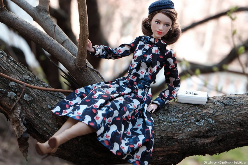 Погуляем в новом платье — Куклы Barbie (Барби): Looks