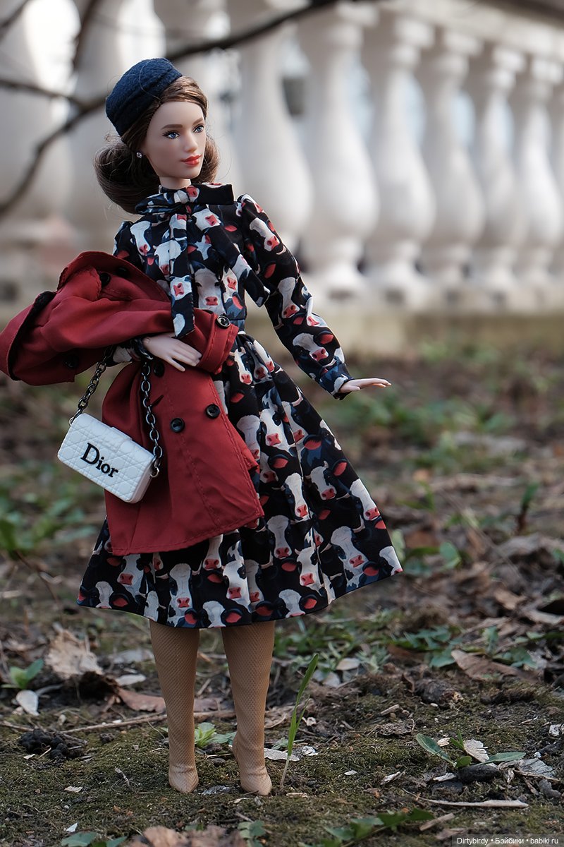 Погуляем в новом платье — Куклы Barbie (Барби): Looks