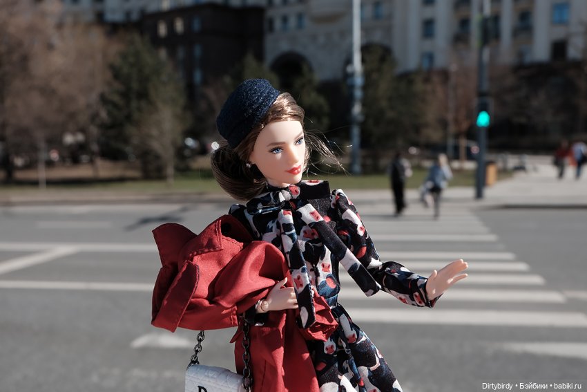 Погуляем в новом платье — Куклы Barbie (Барби): Looks