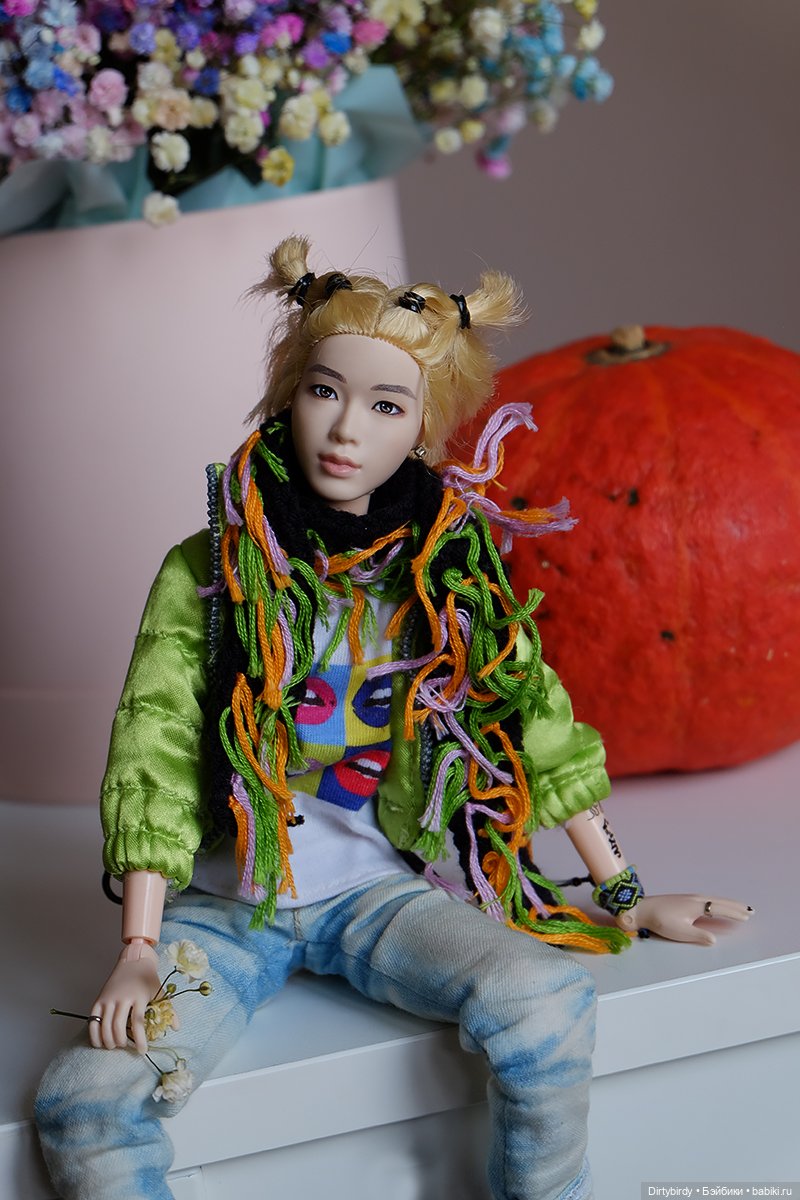 Подборка самых известных аутфитов Феликса Обитсу | Бэйбики Подборка самых известных аутфитов Феликса Обитсу (фото 9)