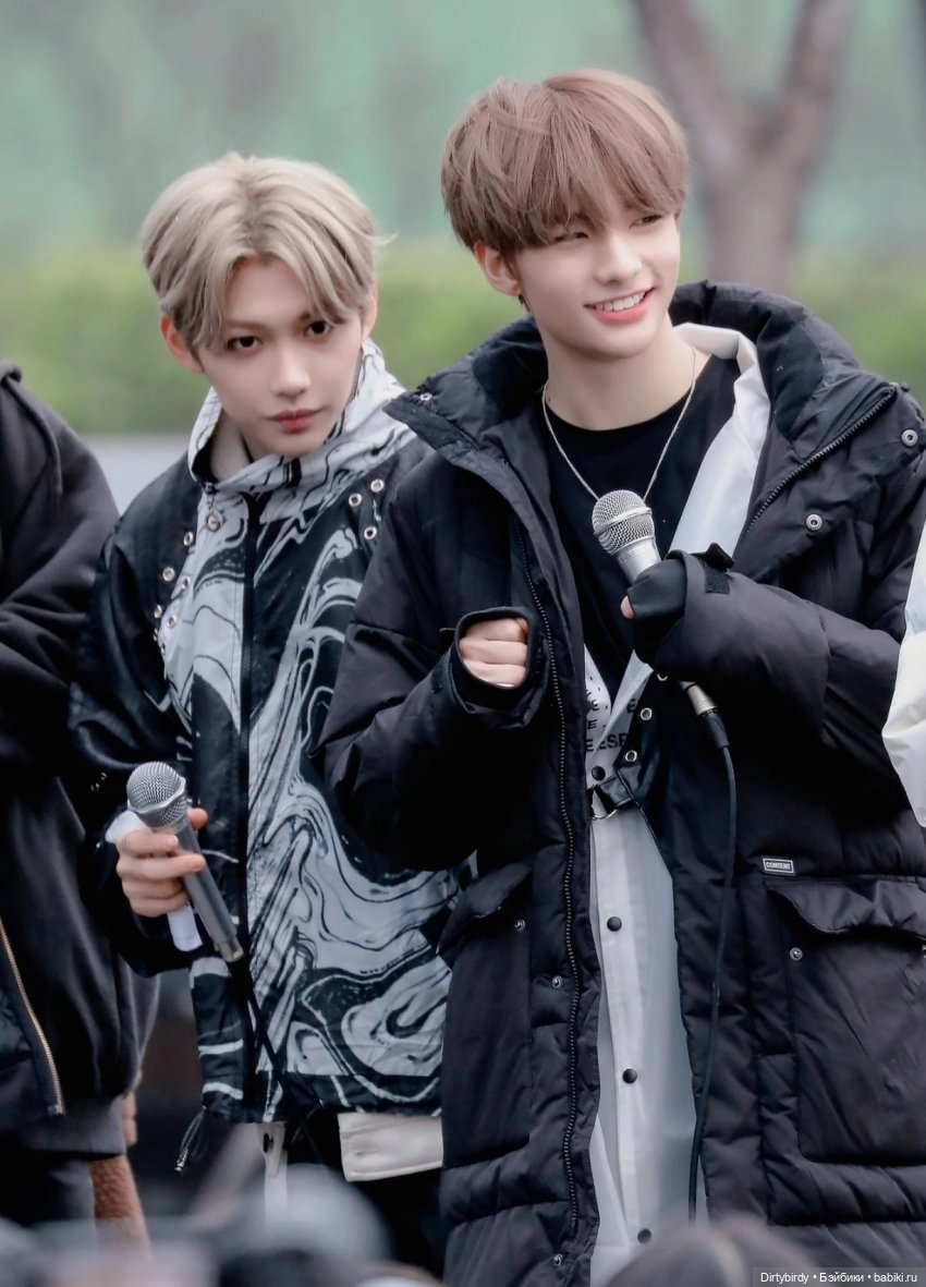 Подборка самых известных аутфитов Феликса Обитсу | Бэйбики Подборка самых известных аутфитов Феликса Обитсу