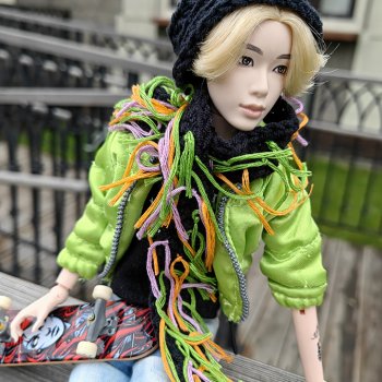 Подборка самых известных аутфитов Феликса Обитсу