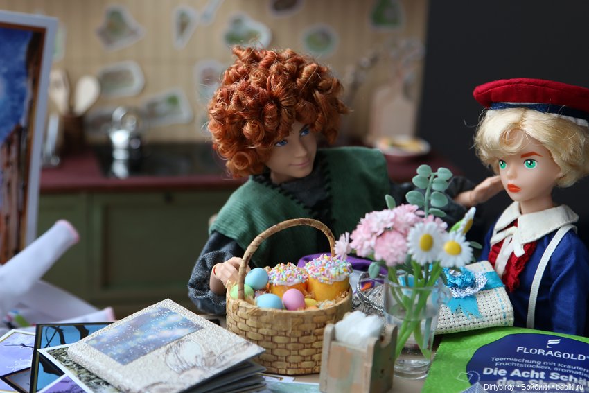 Когда в общаге гости. Распаковка подарков и кукловстреча