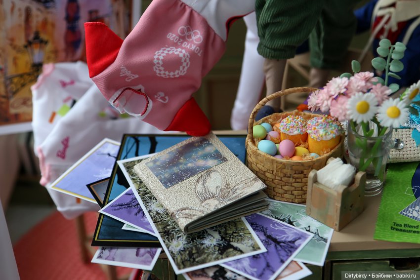 Когда в общаге гости. Распаковка подарков и кукловстреча