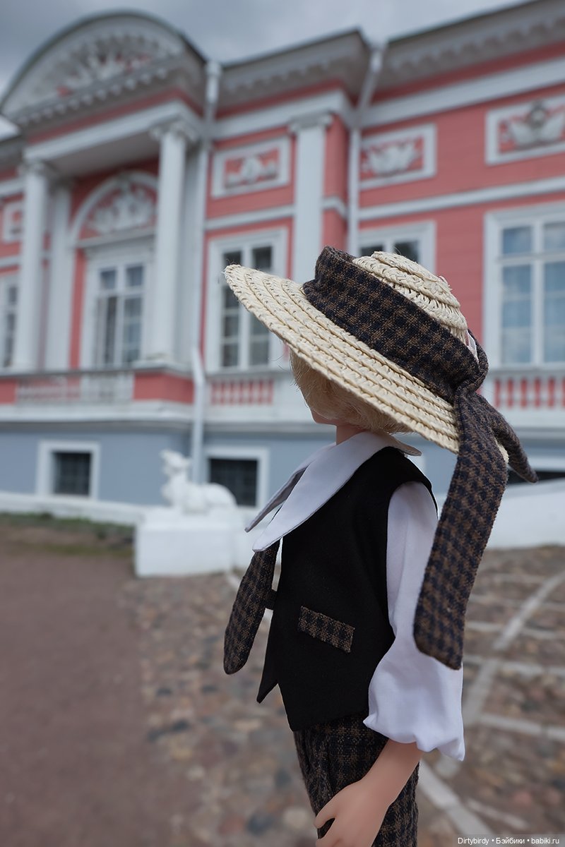 Всё дело в шляпе. Юный князь и Императорские дубы (фото 4)