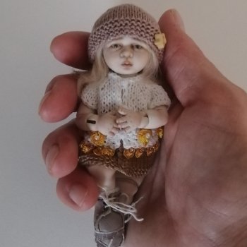 Мини куколка