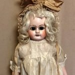 Невероятная антикварная кукла Шиллинг,папье маше