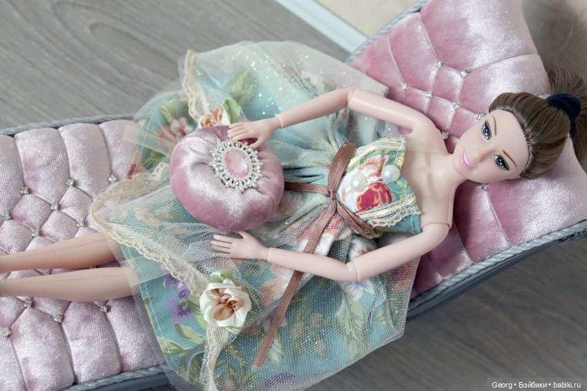 Classic beauty — Мебель для кукол формата 1 (фото 10)