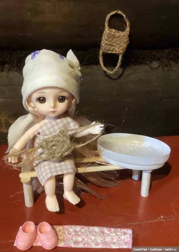 «Это не игрушки!»: Новосибирская пара завела шкаф с куклами вместо детей
